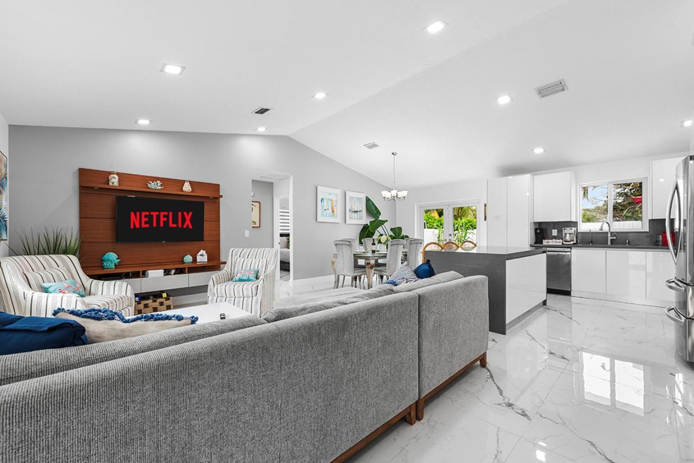 Bright Villa, Heated Pool, 2 Kings, By Everglades, Biscayne & Keys โฮมสเตด ภายนอก รูปภาพ