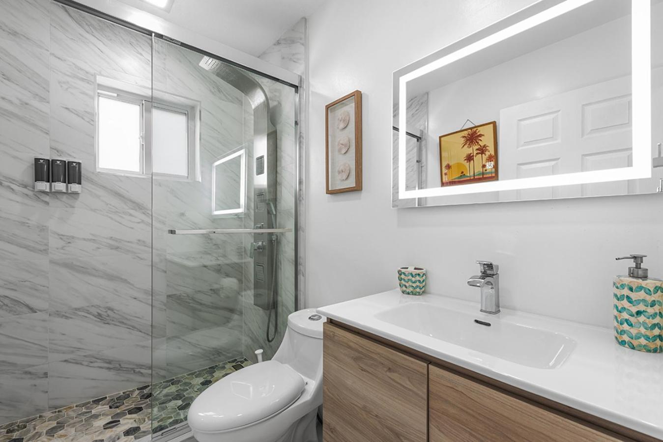 Bright Villa, Heated Pool, 2 Kings, By Everglades, Biscayne & Keys โฮมสเตด ภายนอก รูปภาพ