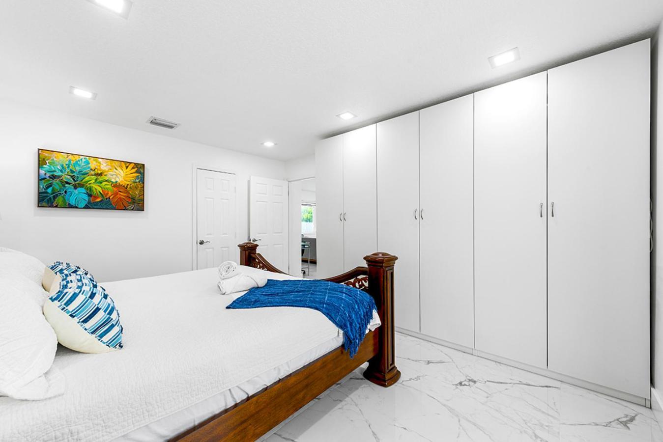 Bright Villa, Heated Pool, 2 Kings, By Everglades, Biscayne & Keys โฮมสเตด ภายนอก รูปภาพ