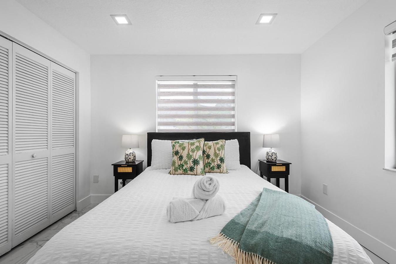 Bright Villa, Heated Pool, 2 Kings, By Everglades, Biscayne & Keys โฮมสเตด ภายนอก รูปภาพ